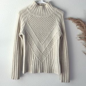 Banana Republic Italian knit sweater, XS in cream.